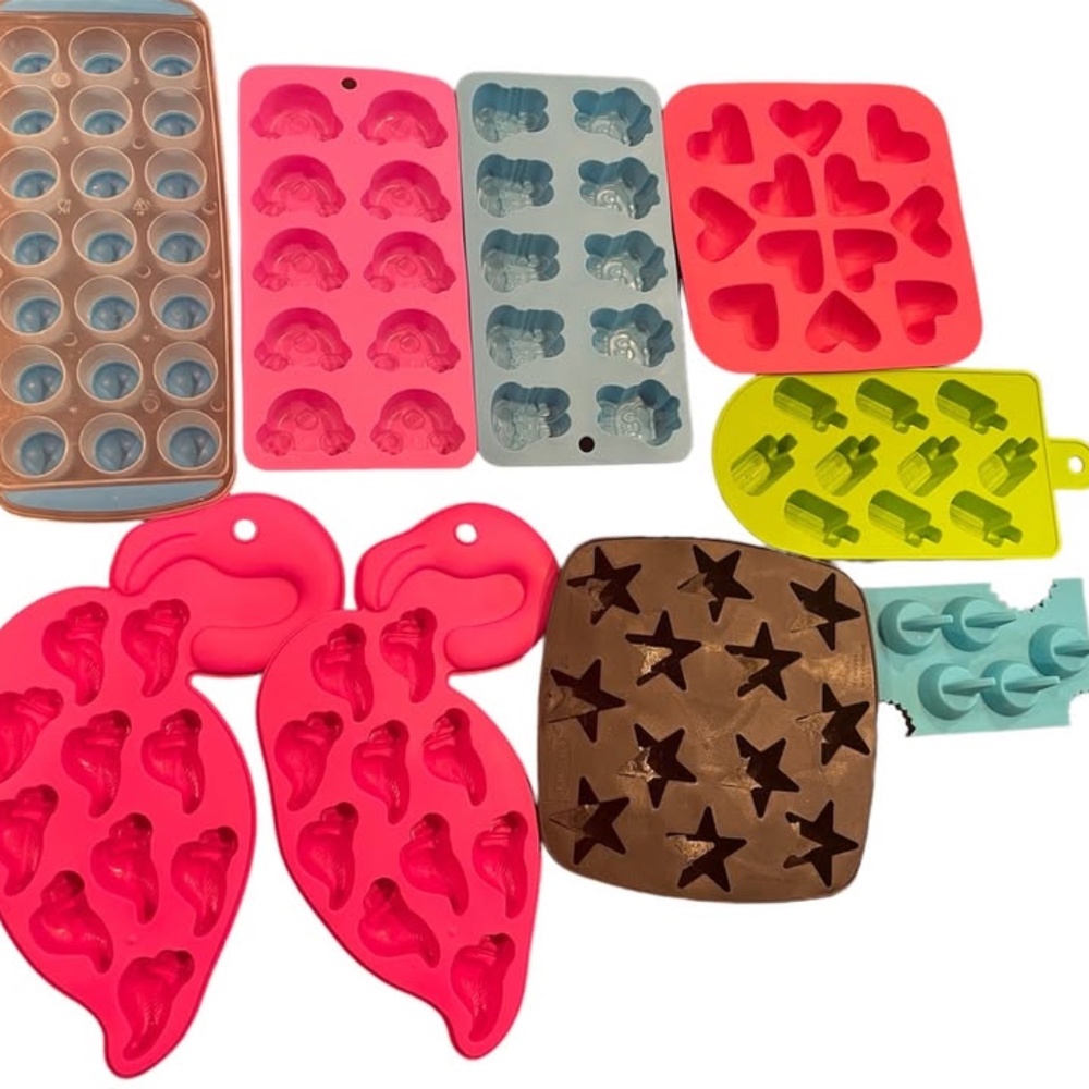 Lot of 10 ice cube tray makers Flamingo ice pops shark tails hearts